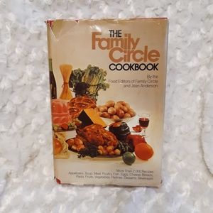 Vintage Family Circle cookbook, 1974